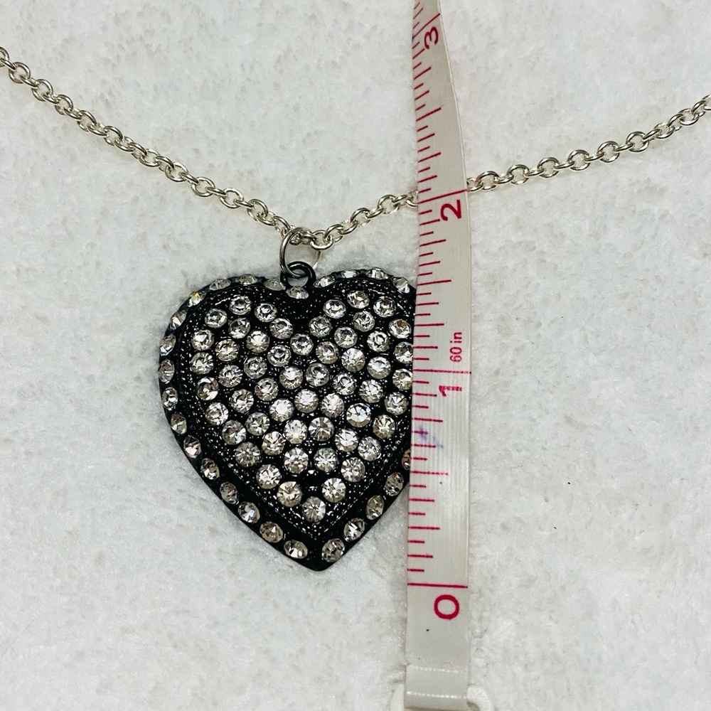 Heart Rhinestone Necklace - Picture 4 of 5